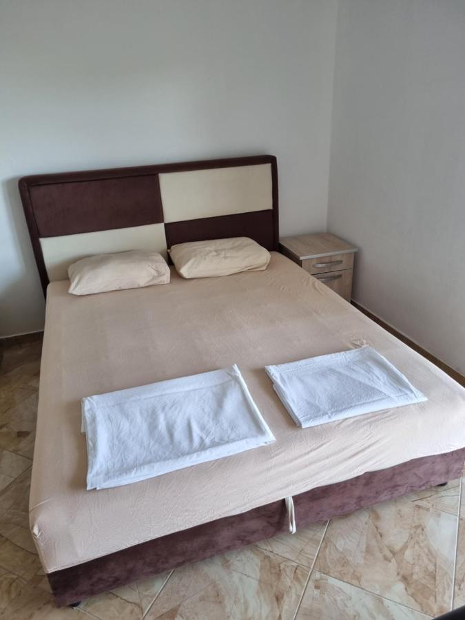 Apartmani Ani Bar Zewnętrze zdjęcie