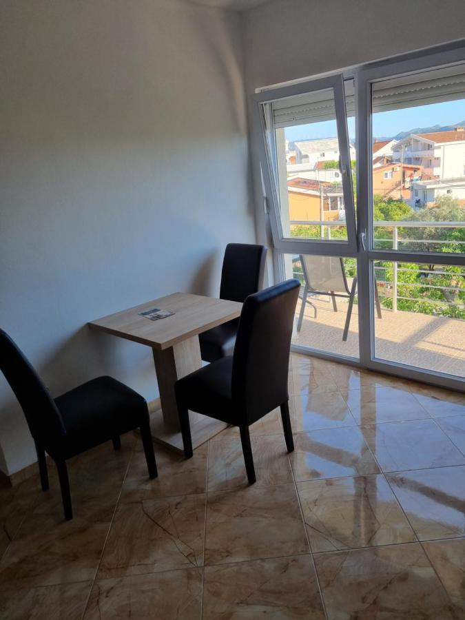 Apartmani Ani Bar Zewnętrze zdjęcie