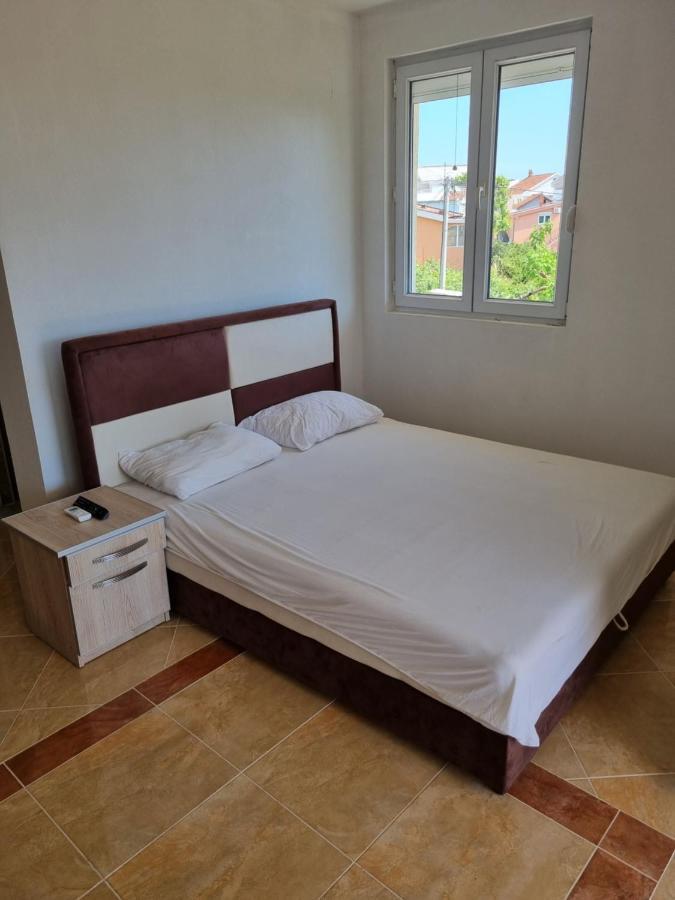Apartmani Ani Bar Zewnętrze zdjęcie