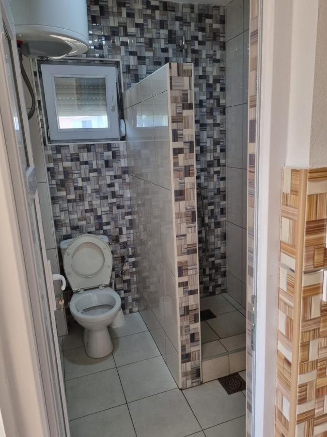 Apartmani Ani Bar Zewnętrze zdjęcie