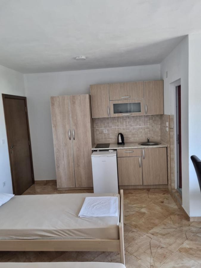 Apartmani Ani Bar Zewnętrze zdjęcie