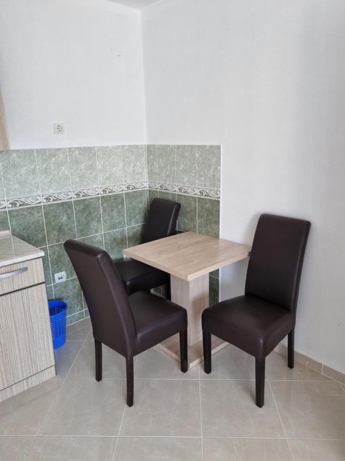 Apartmani Ani Bar Zewnętrze zdjęcie